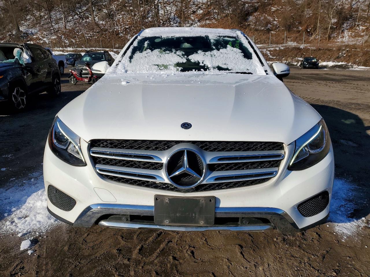 2018 MERCEDES-BENZ GLC 300 4MATIC photo 5