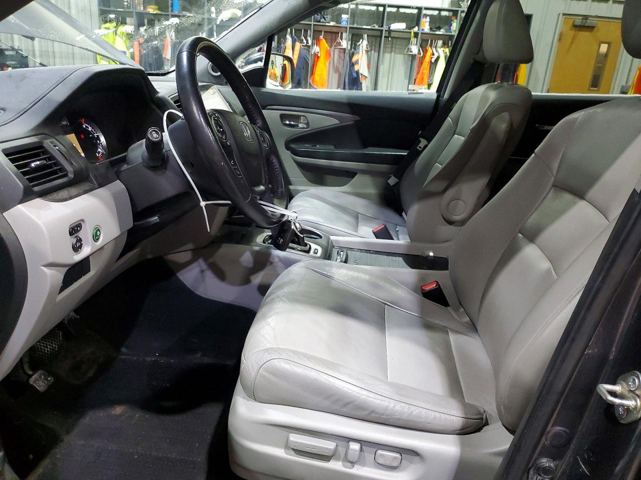 2016 HONDA PILOT EXLN photo 7