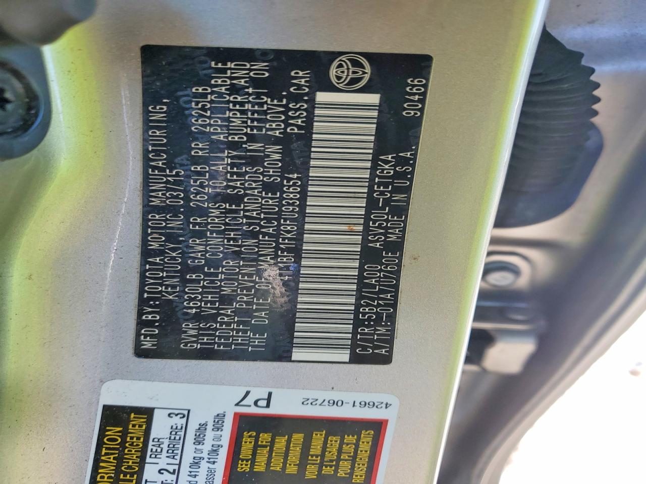 2015 TOYOTA CAMRY LE photo 12