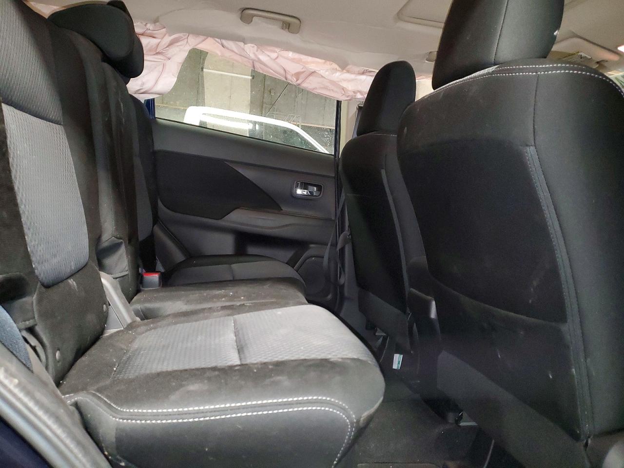 2018 MITSUBISHI OUTLANDER SE photo 21