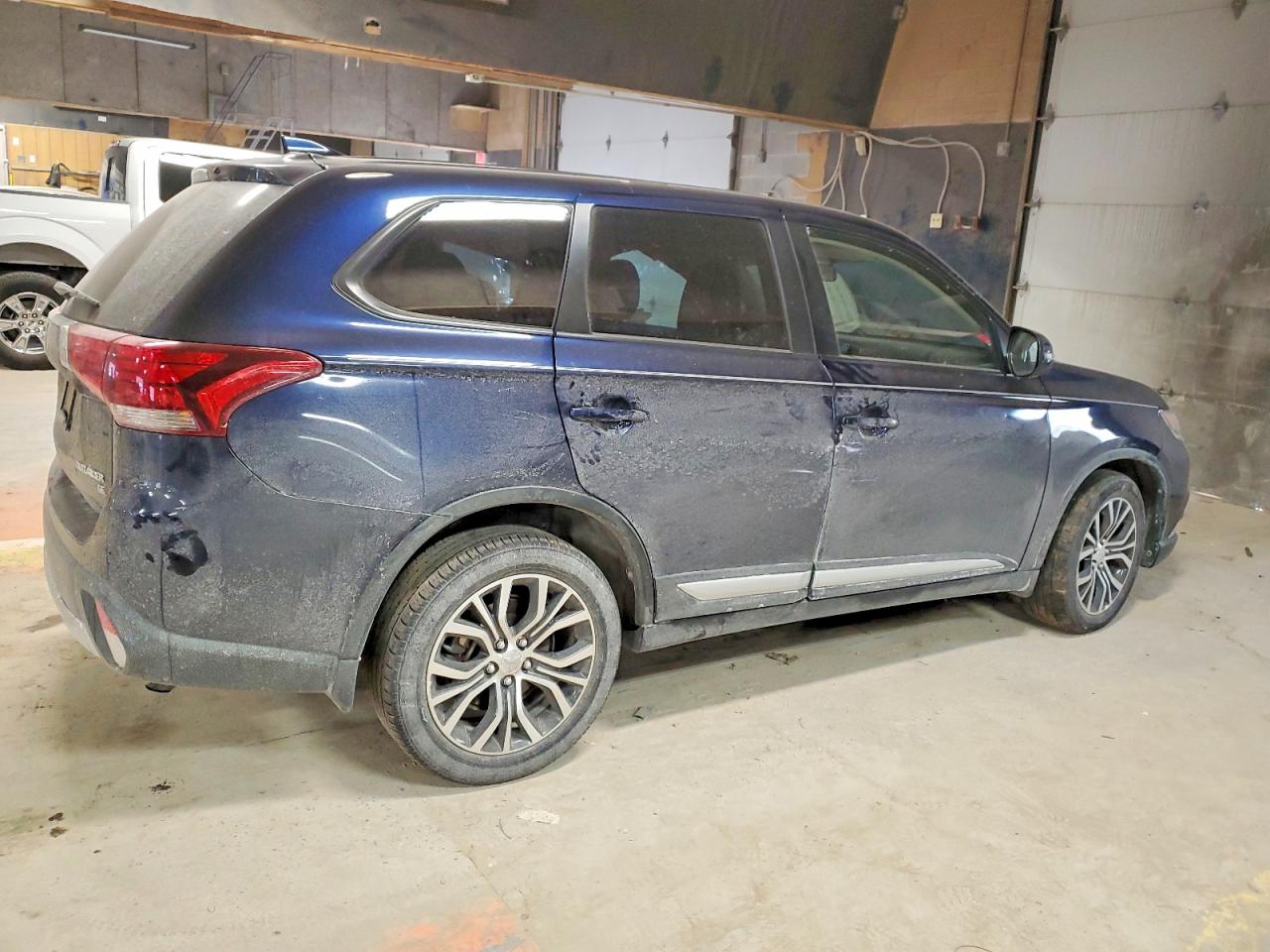 2018 MITSUBISHI OUTLANDER SE photo 5