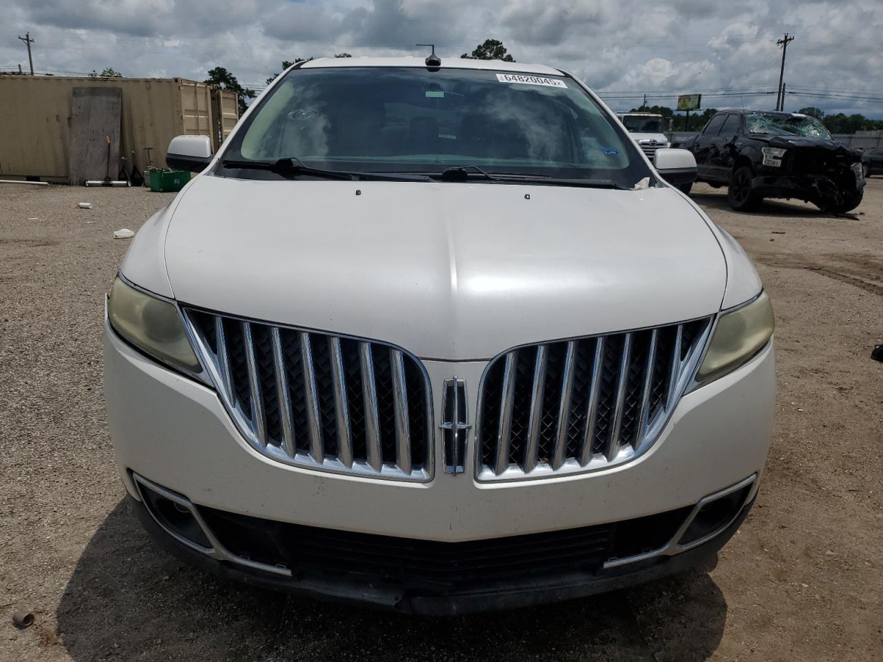 2011 LINCOLN TOWNHOUSE MKX photo 9