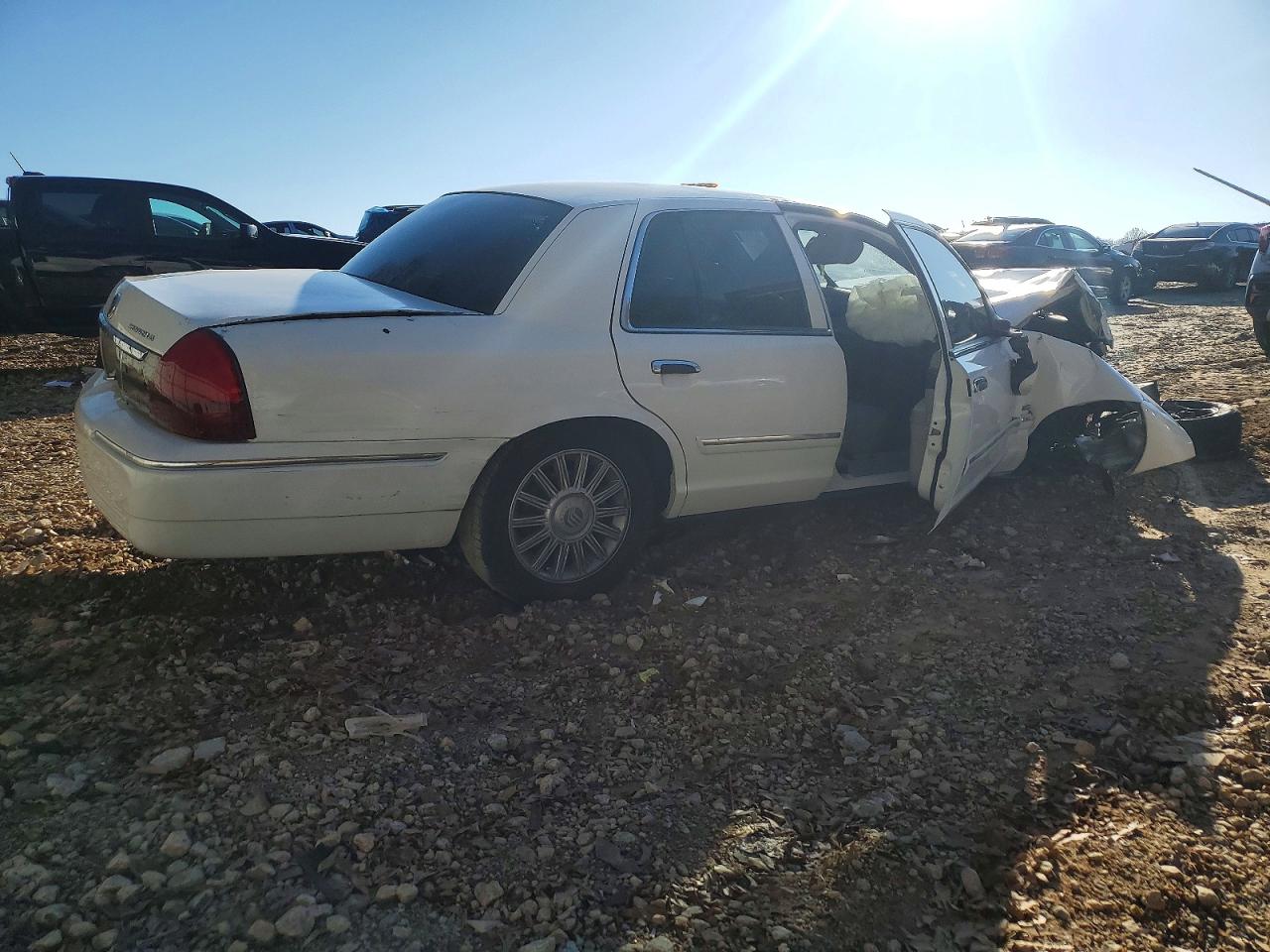 2009 MERCURY GRAND MARQUIS LS photo 5