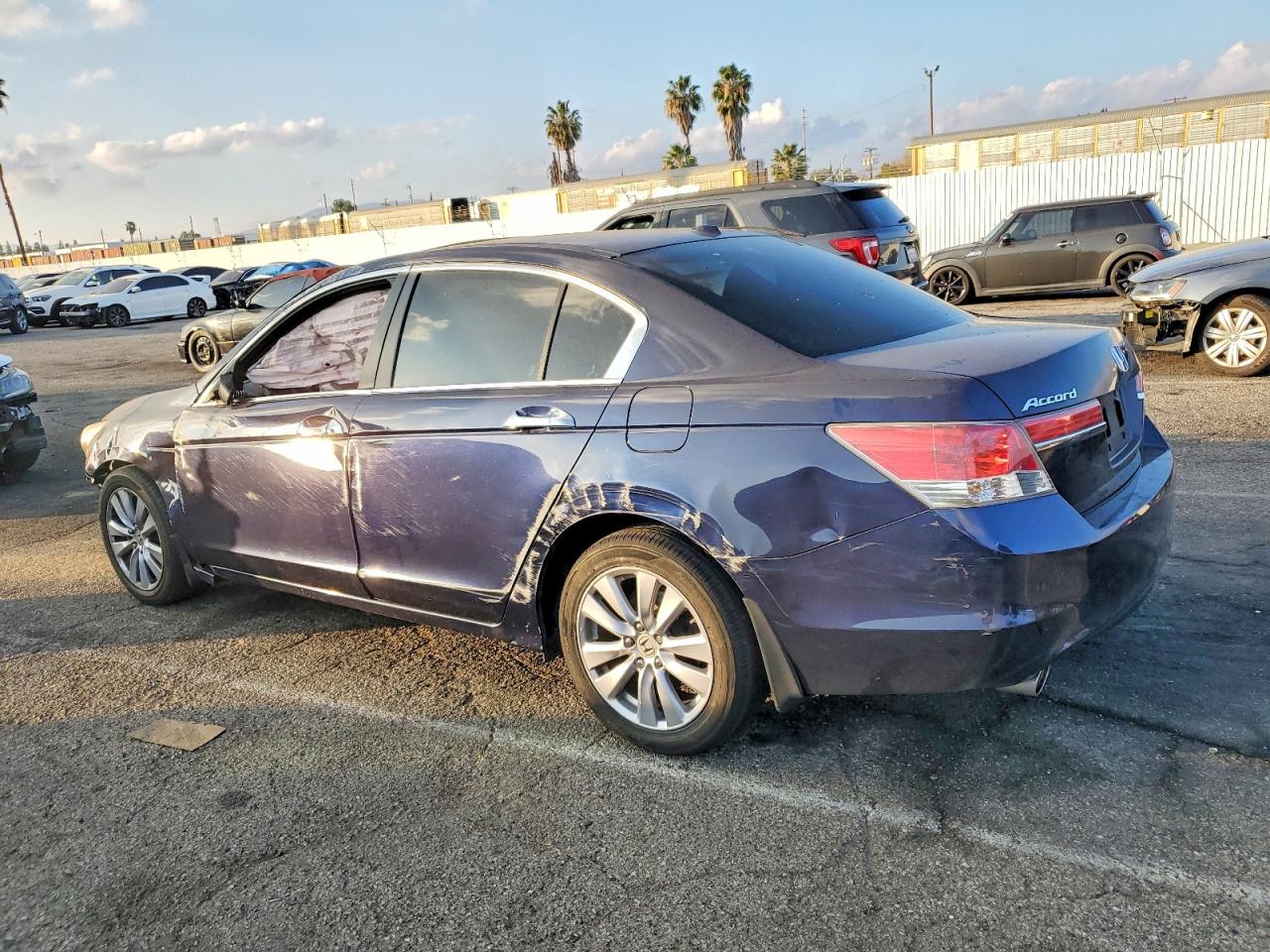 2011 HONDA ACCORD EXL photo 3