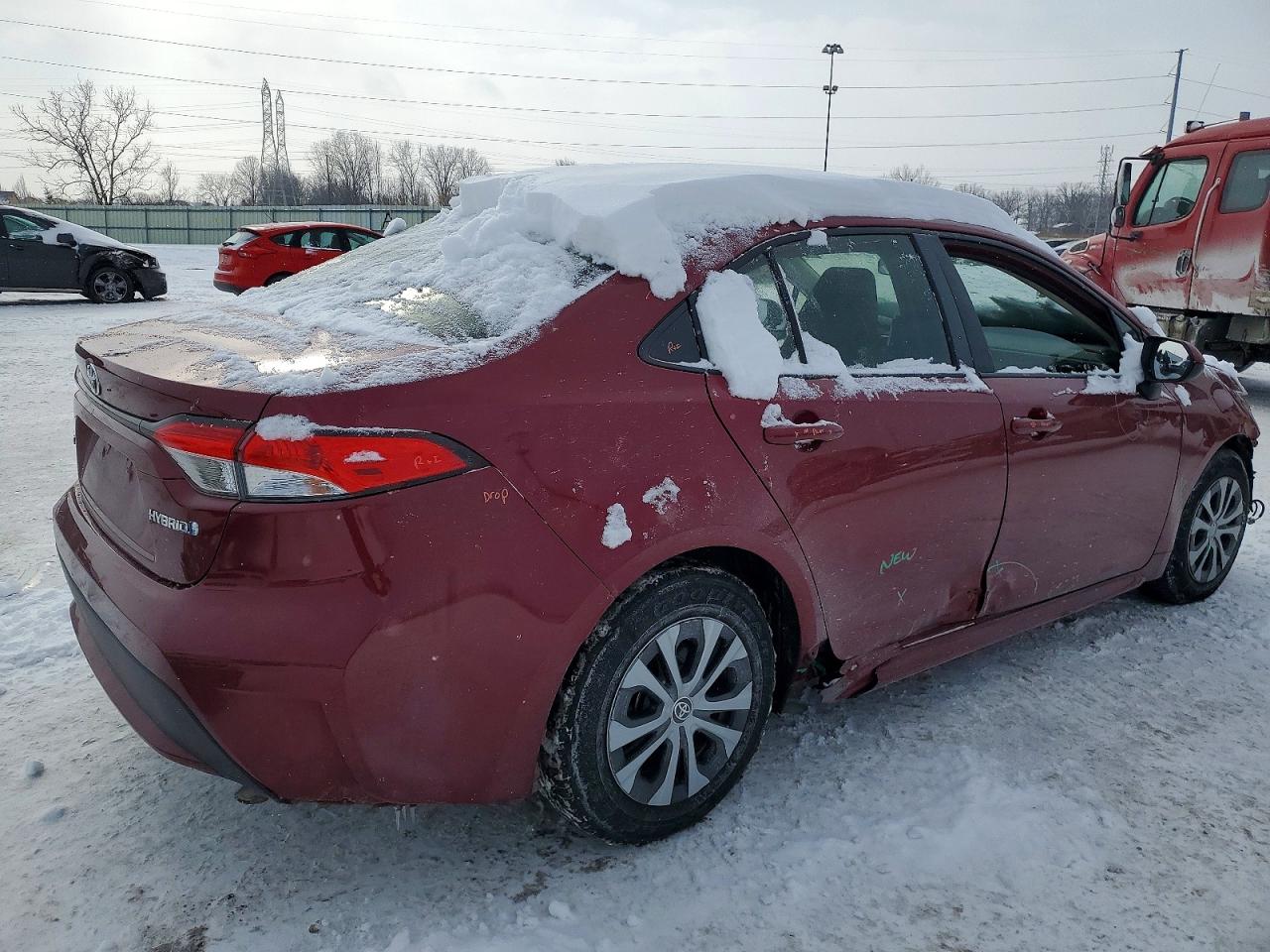 2022 TOYOTA COROLLA LE photo 3