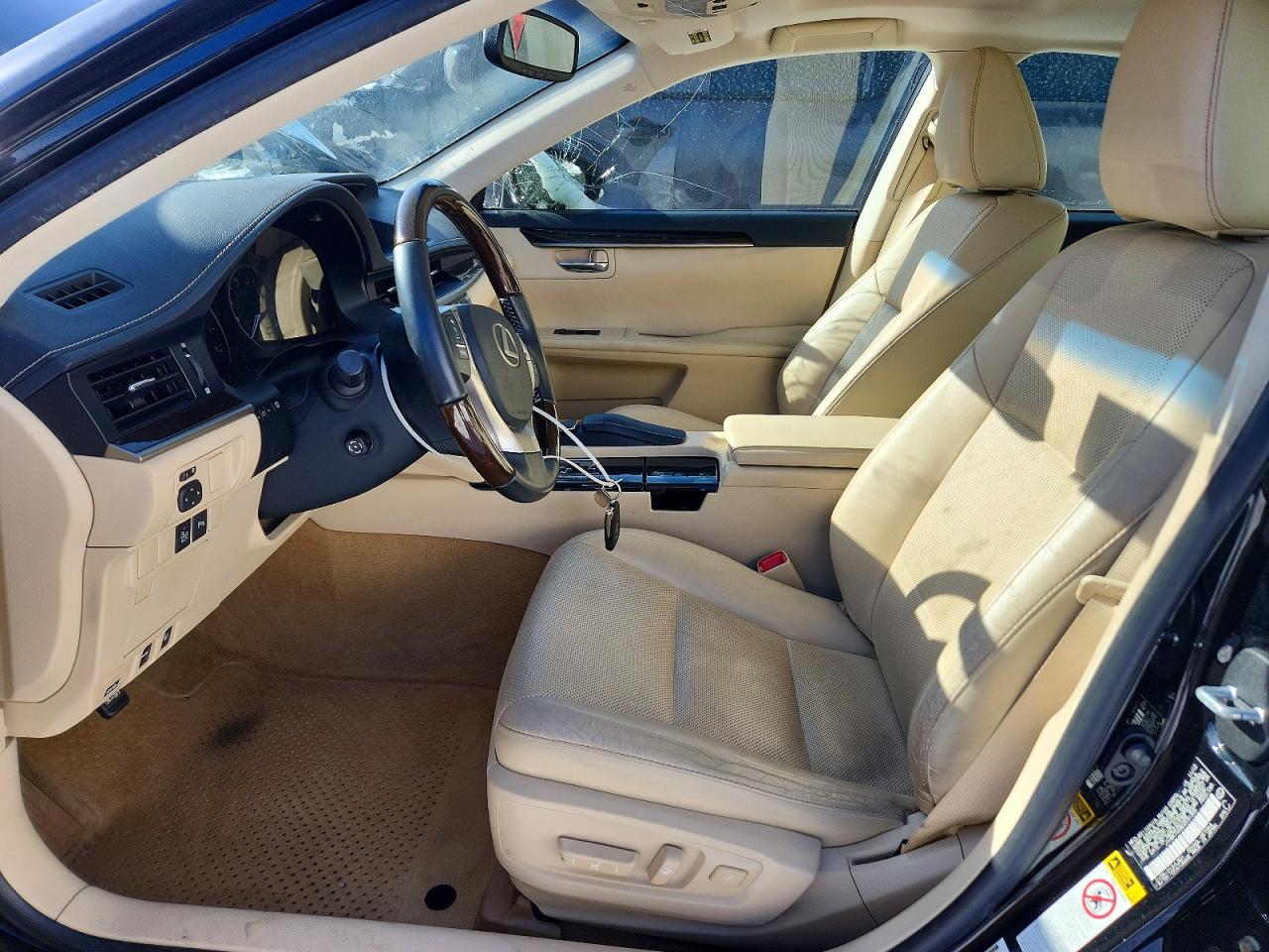 2013 LEXUS ES 350 photo 13