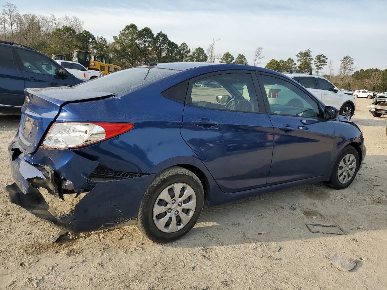 2017 HYUNDAI ACCENT SE photo 3