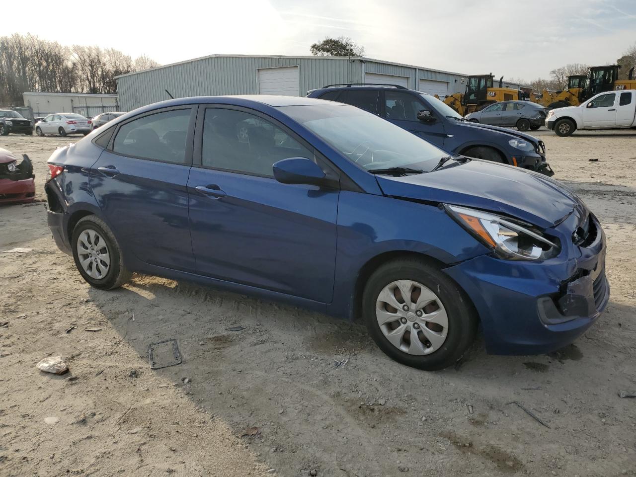 2017 HYUNDAI ACCENT SE photo 4
