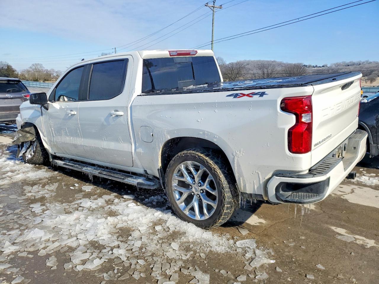 2020 CHEVROLET SILVERADO K1500 RST photo 2