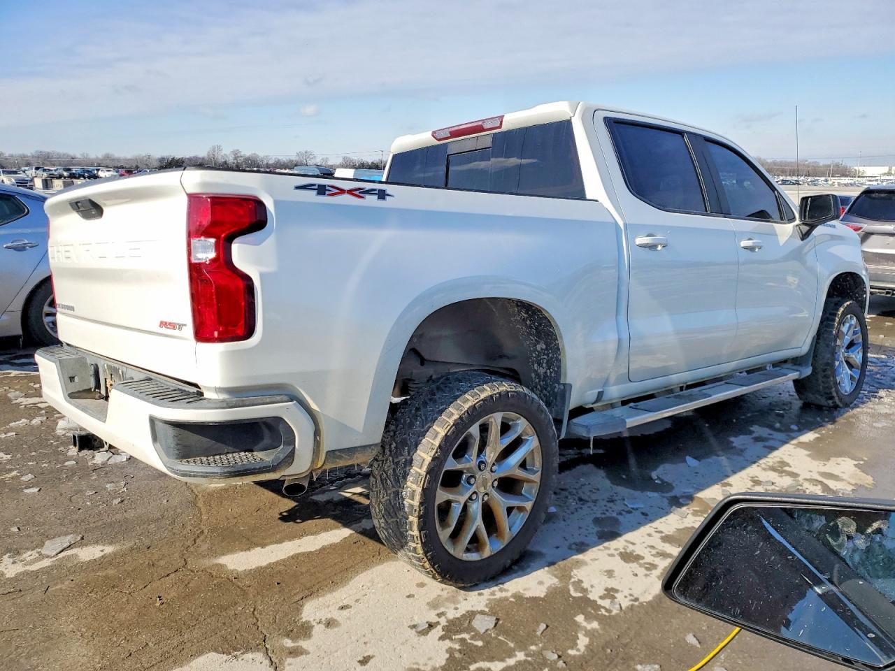 2020 CHEVROLET SILVERADO K1500 RST photo 3