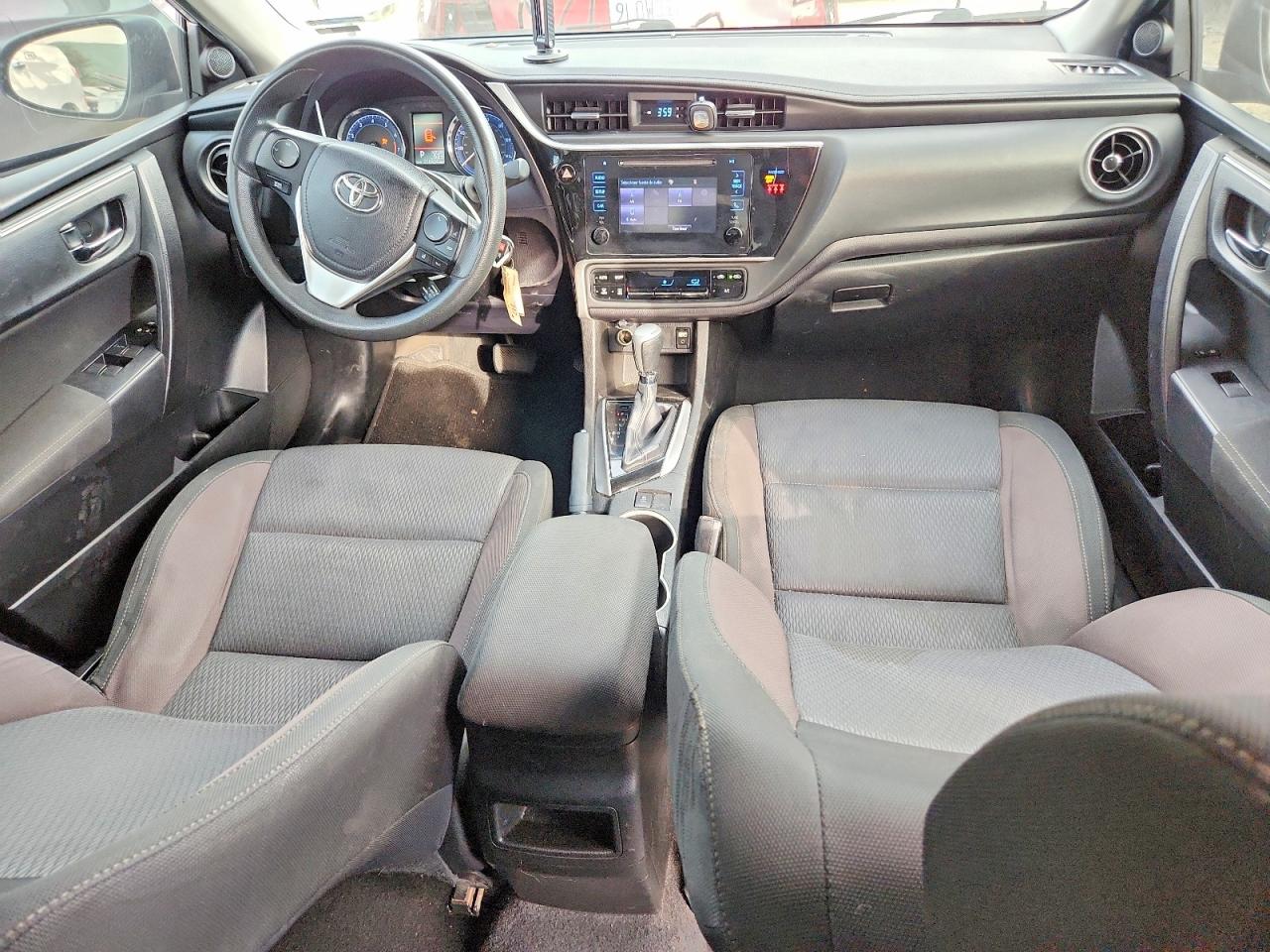 2019 TOYOTA COROLLA photo 15
