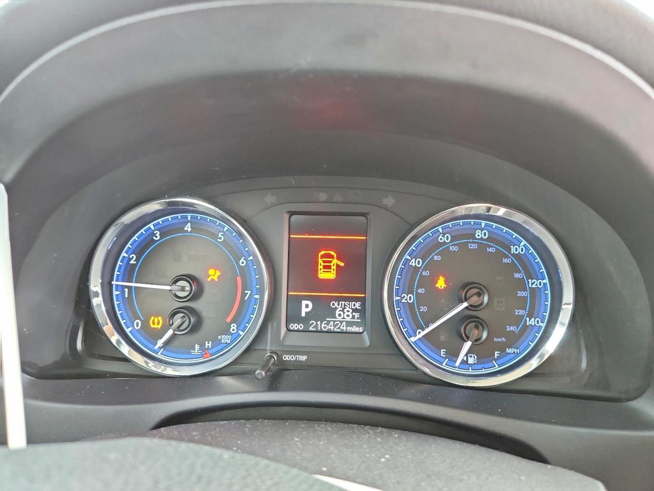 2019 TOYOTA COROLLA photo 17