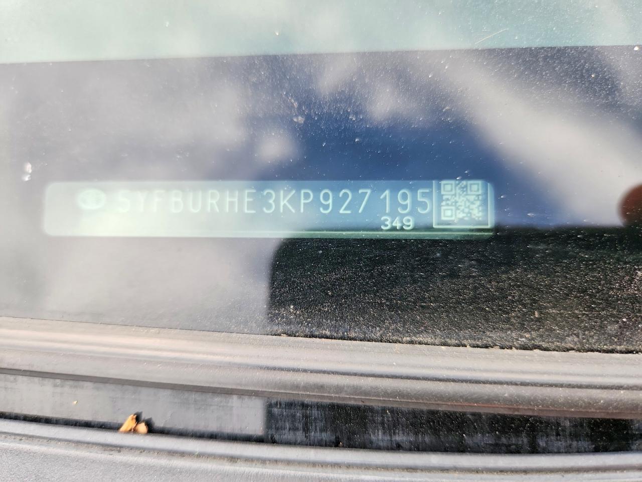 2019 TOYOTA COROLLA photo 25
