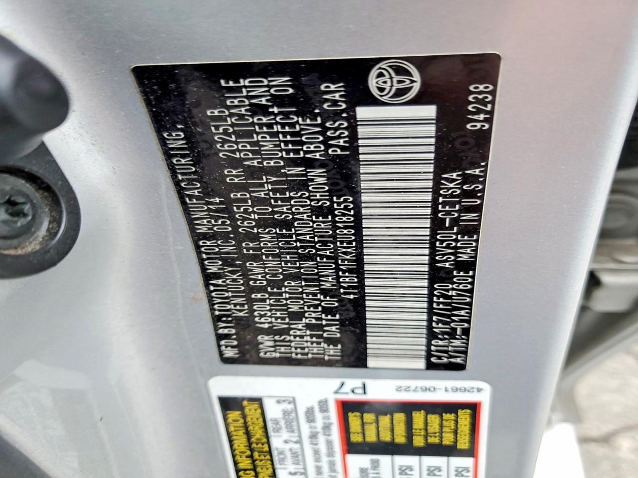 2014 TOYOTA CAMRY L photo 23