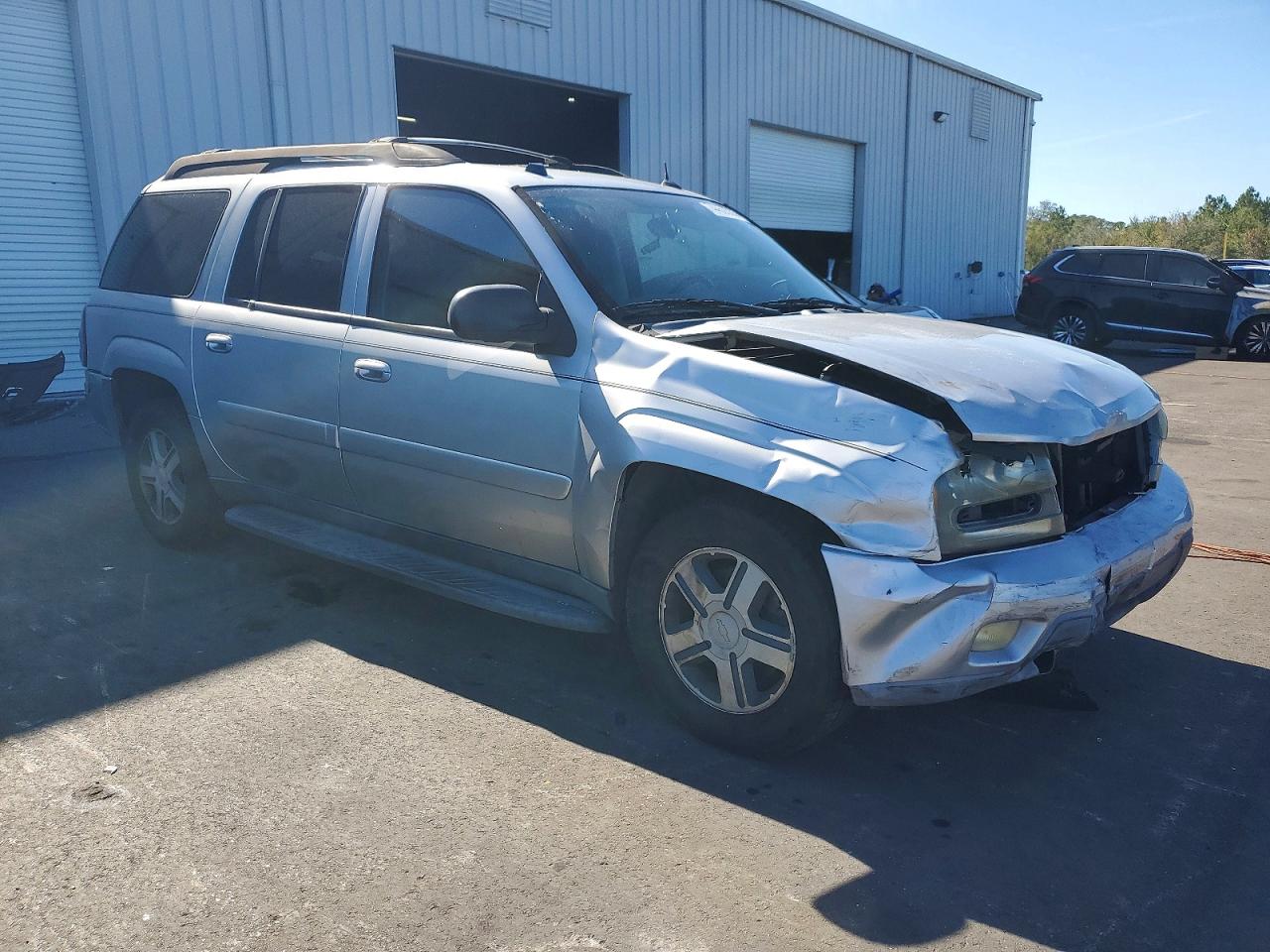 2005 CHEVROLET TRAILBLAZER EXT LS photo 10