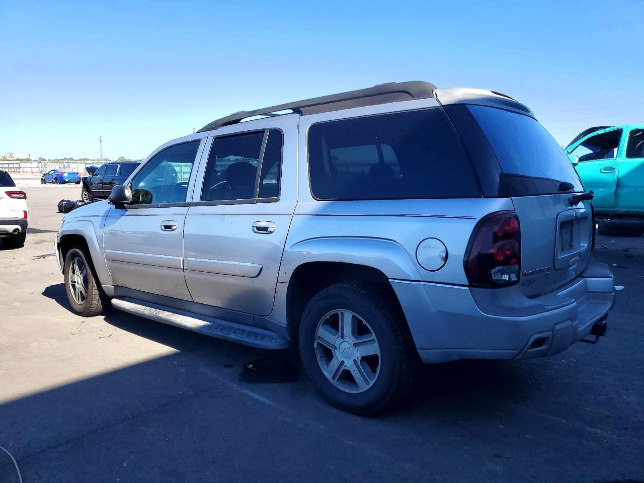 2005 CHEVROLET TRAILBLAZER EXT LS photo 4