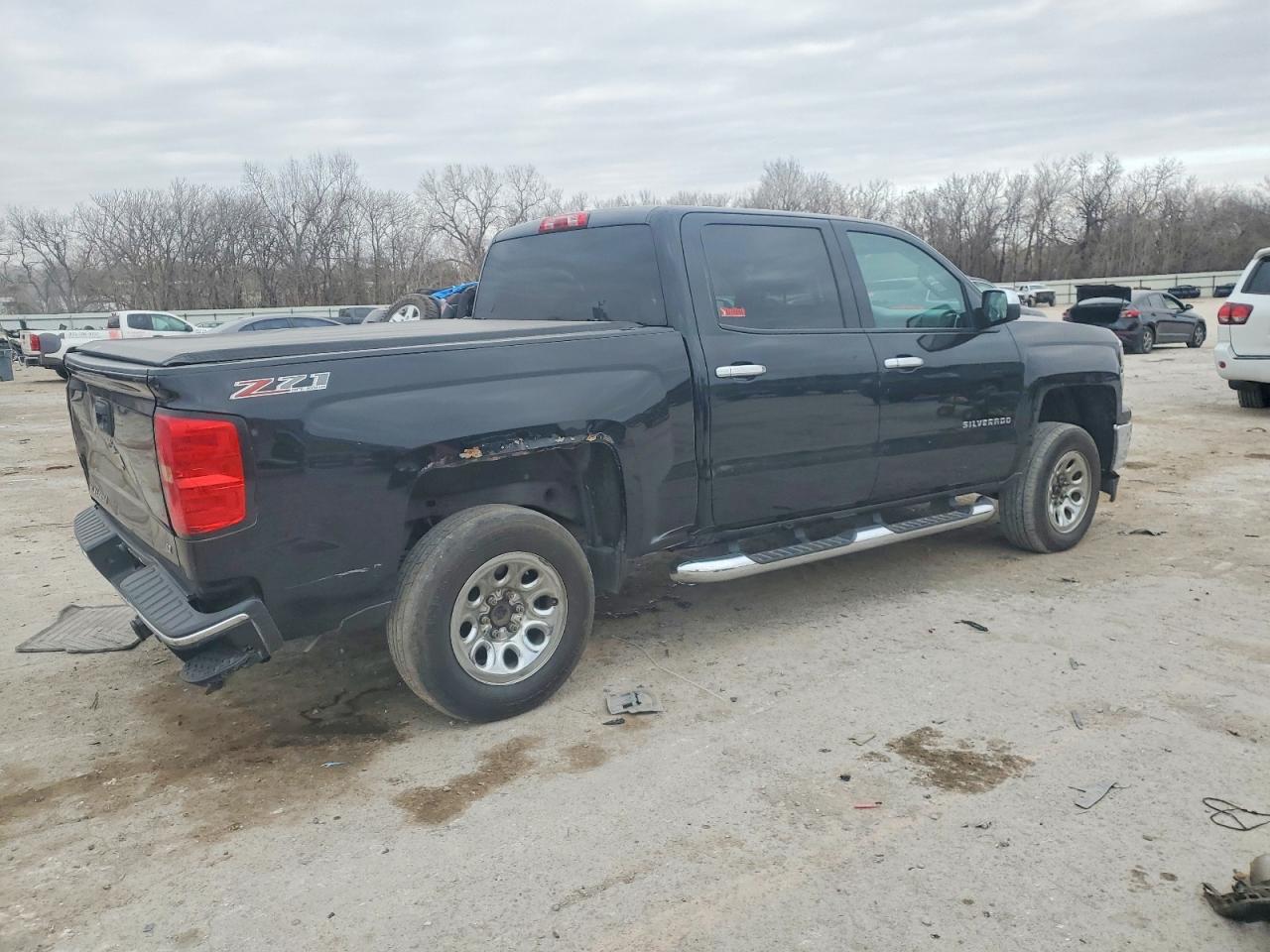 2014 CHEVROLET SILVERADO K1500 LT photo 3