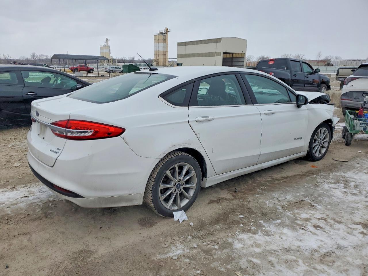 2017 FORD FUSION SE HYBRID photo 3