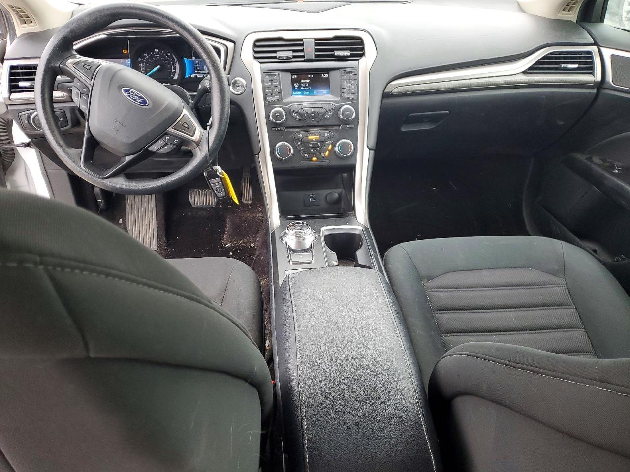 2017 FORD FUSION SE HYBRID photo 8
