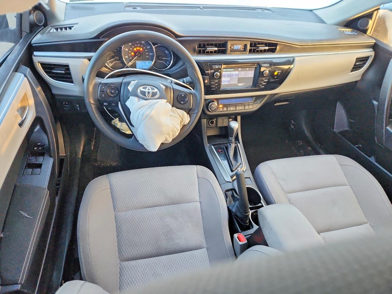 2016 TOYOTA COROLLA LE photo 22