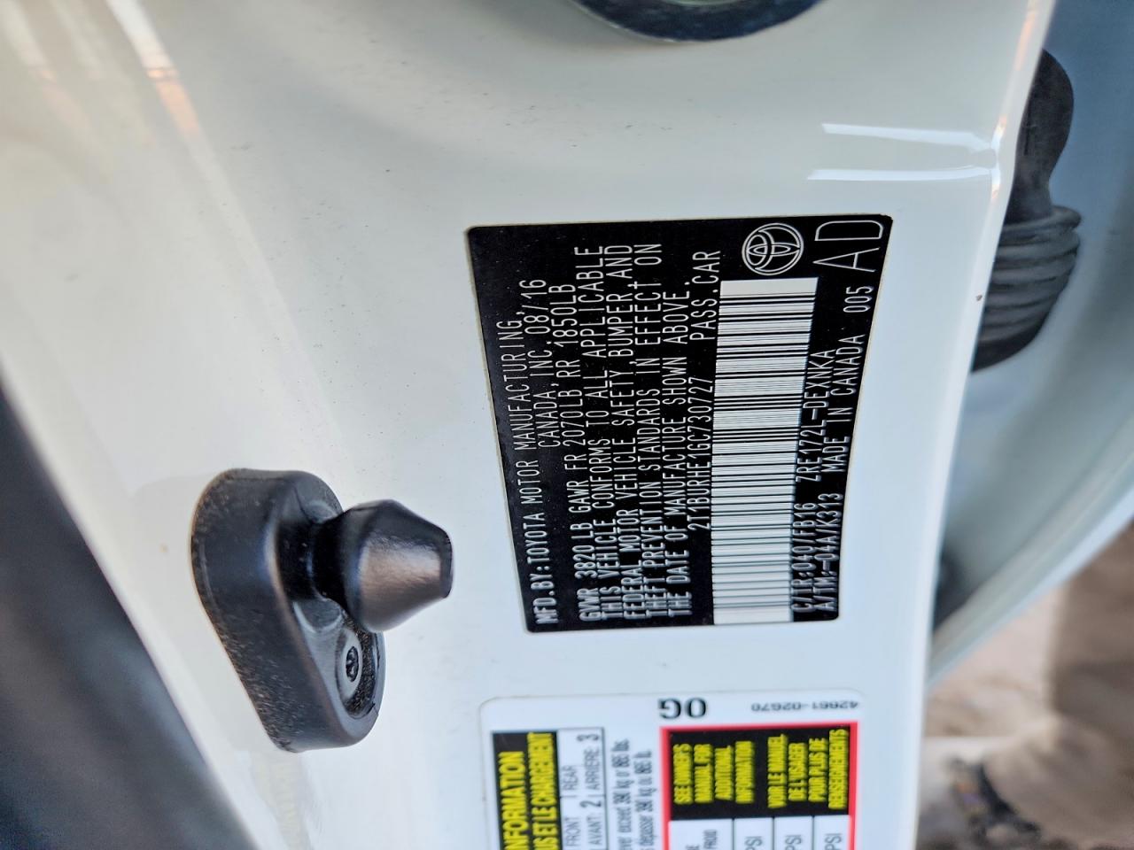 2016 TOYOTA COROLLA LE photo 37