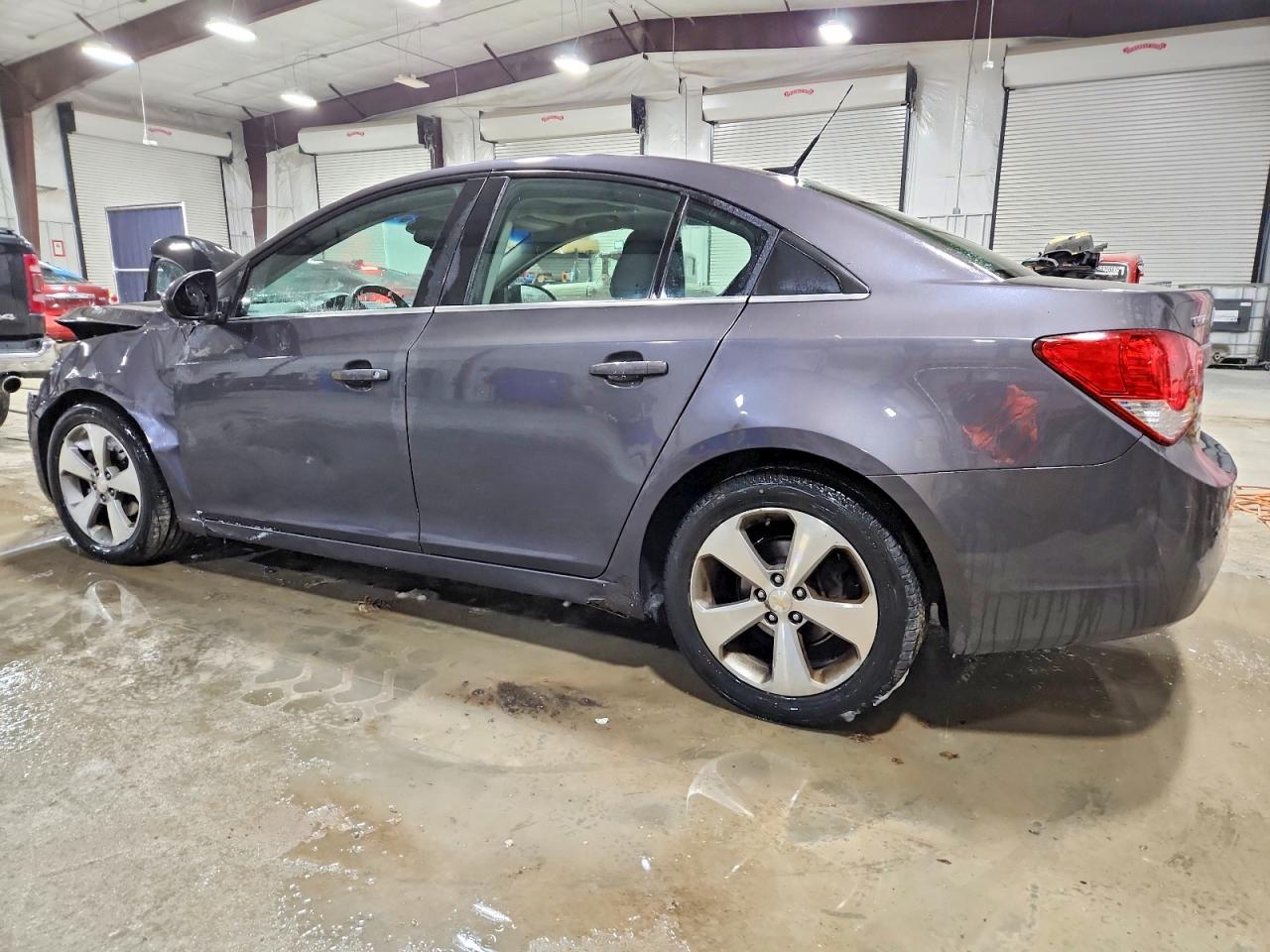 2011 CHEVROLET CRUZE LT photo 4