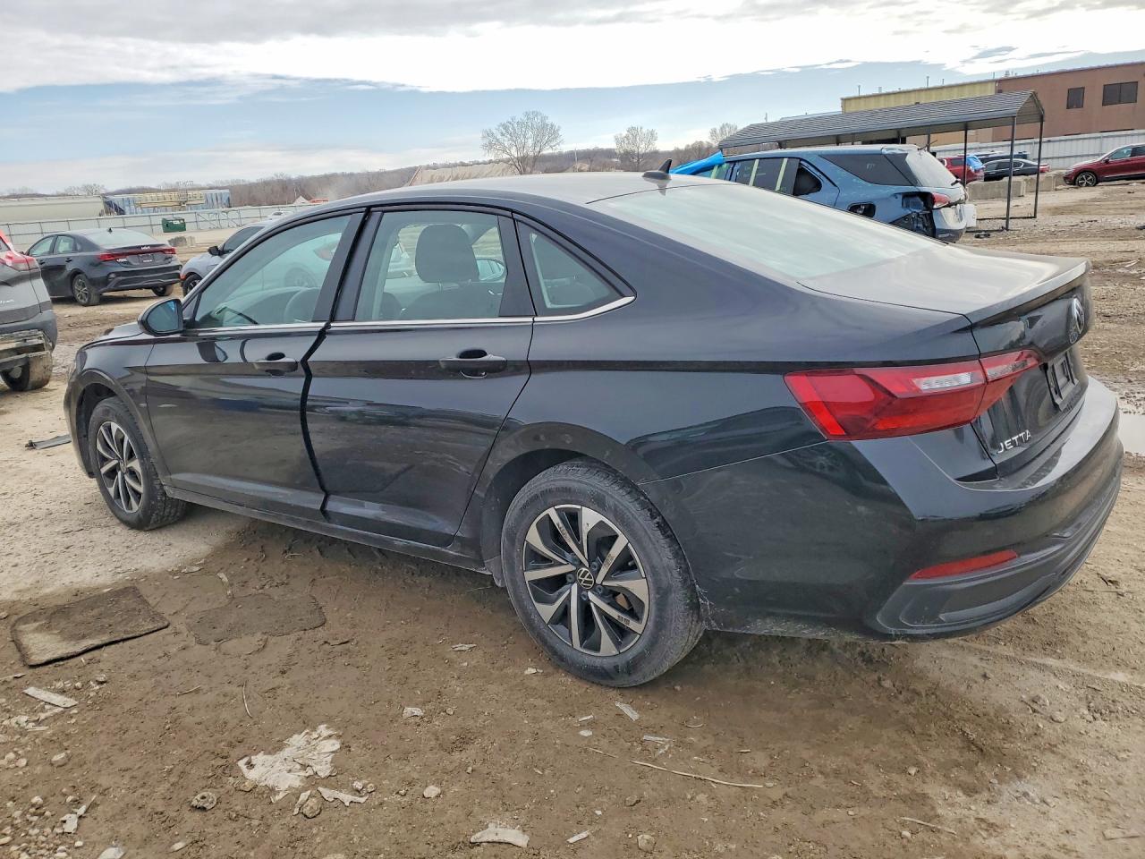 2023 VOLKSWAGEN JETTA photo 2
