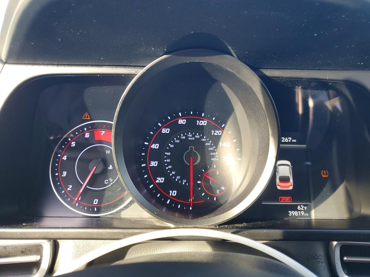 2022 HYUNDAI ELANTRA SEL photo 25