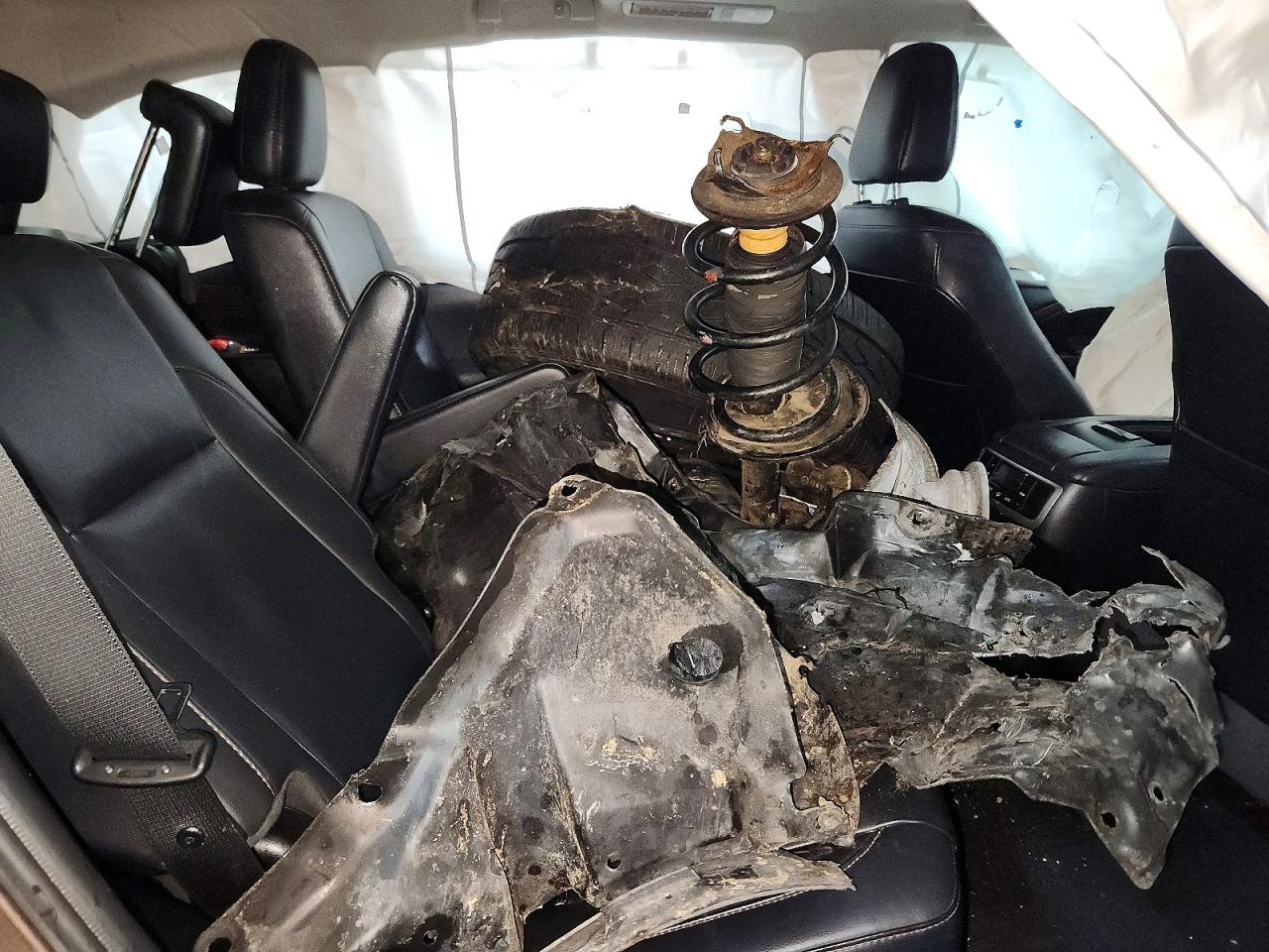 2019 TOYOTA HIGHLANDER XLE photo 31