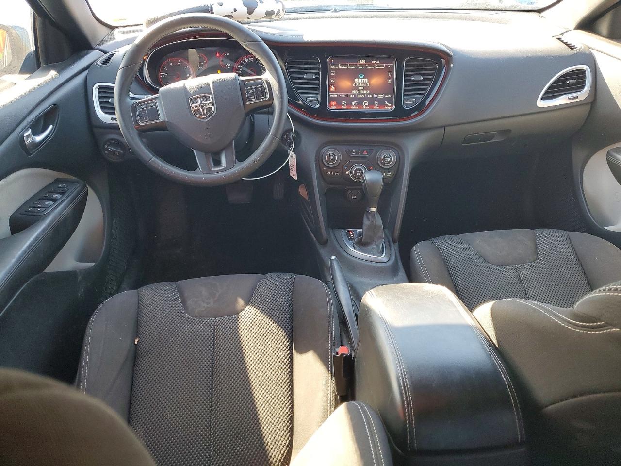 2015 DODGE DART SXT photo 15