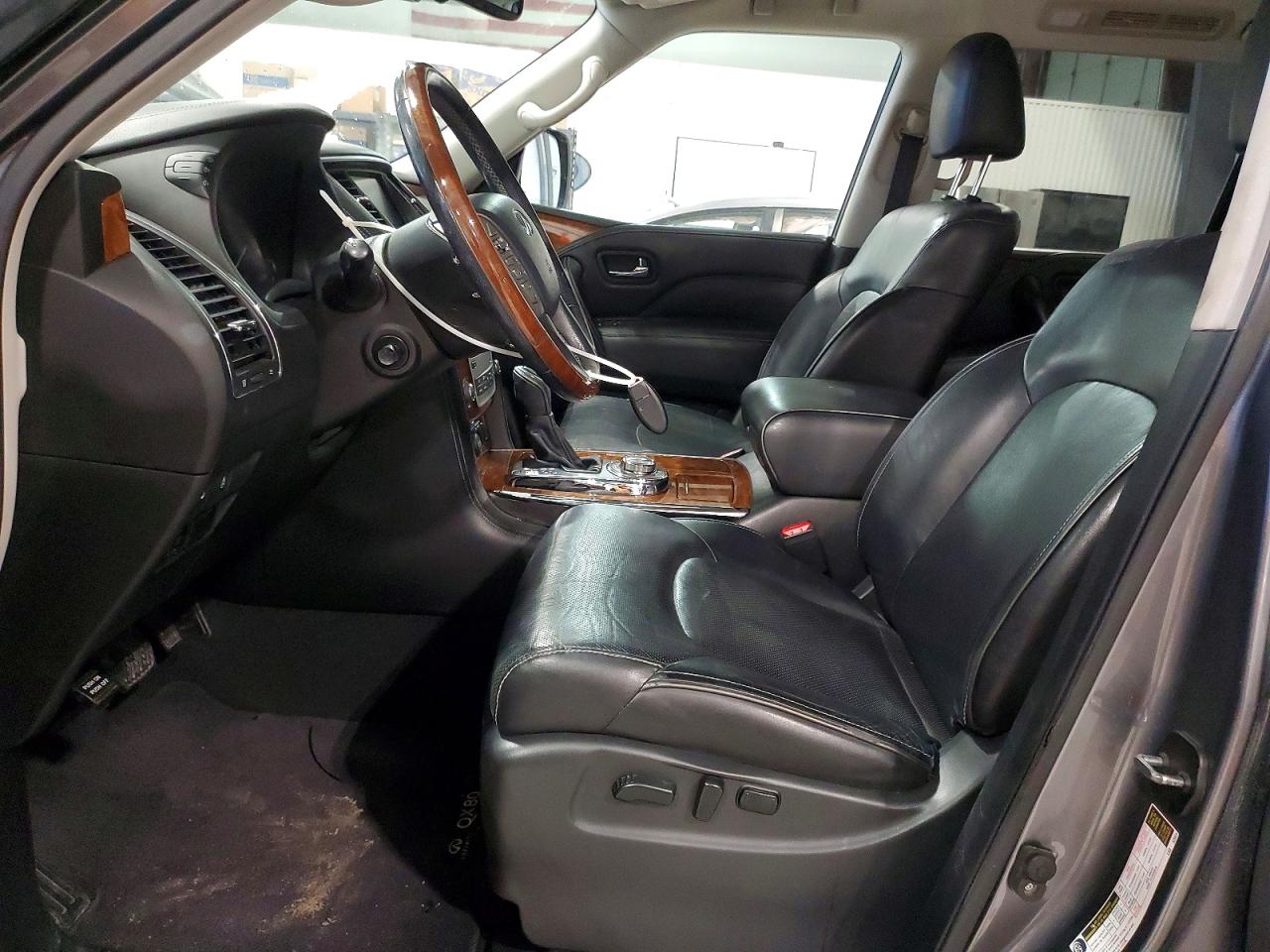 2018 INFINITI QX80 BASE photo 13