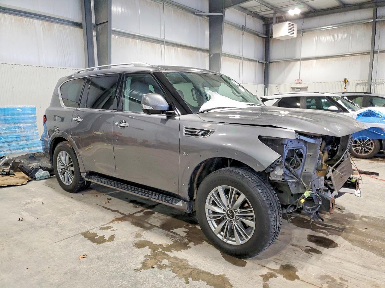 2018 INFINITI QX80 BASE photo 7