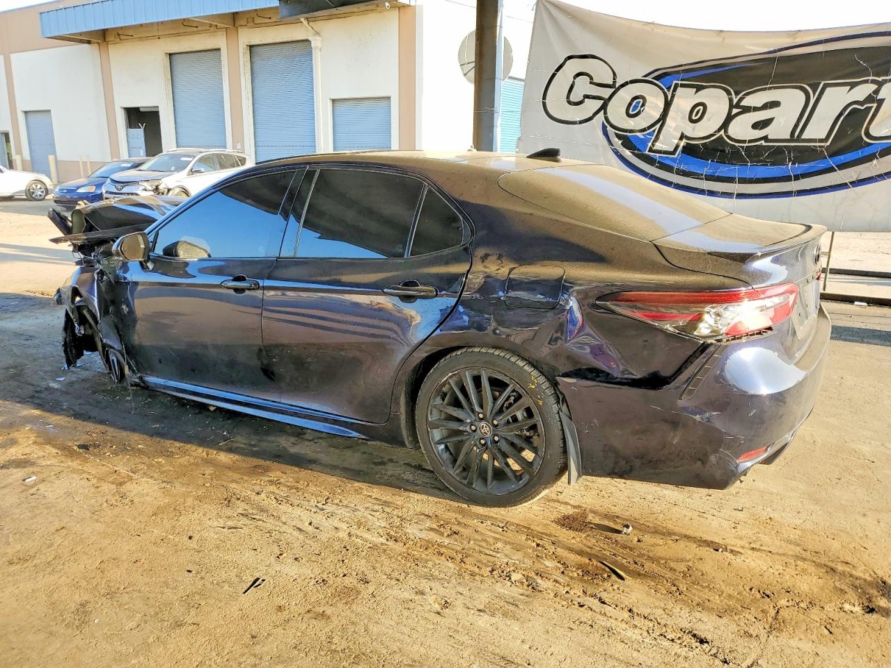 2022 TOYOTA CAMRY XSE photo 3