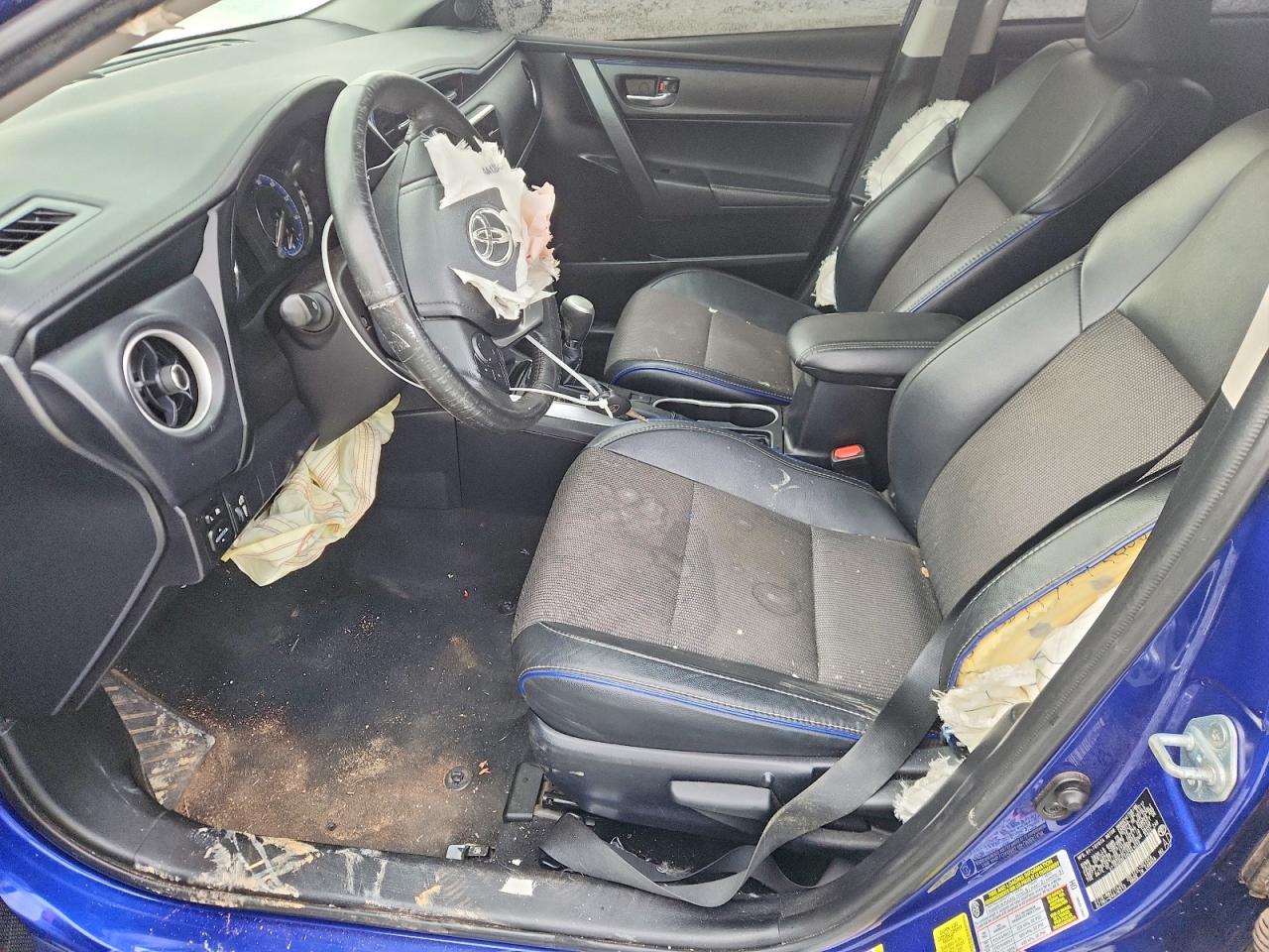 2017 TOYOTA COROLLA L photo 13