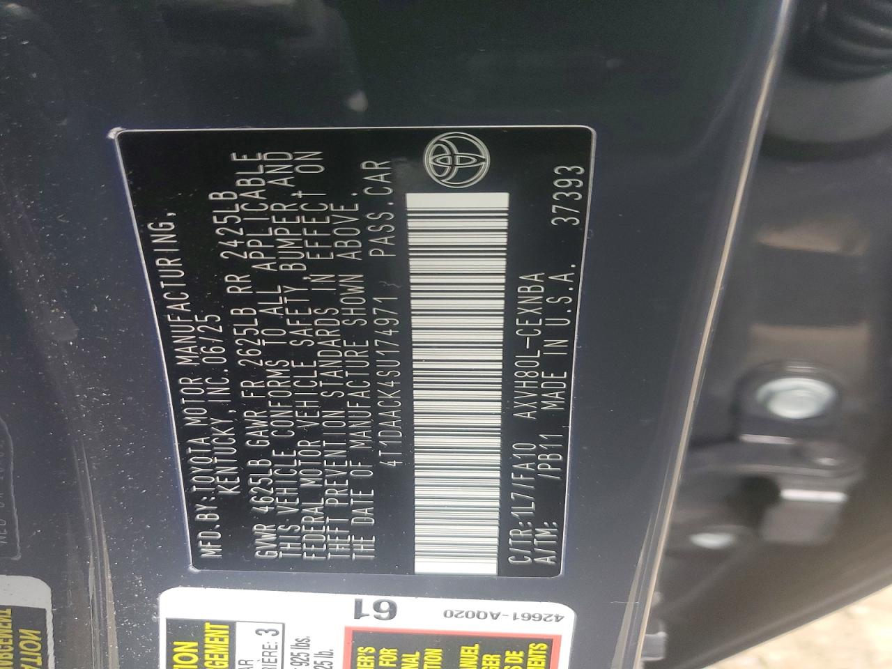 2025 TOYOTA CAMRY LE photo 12
