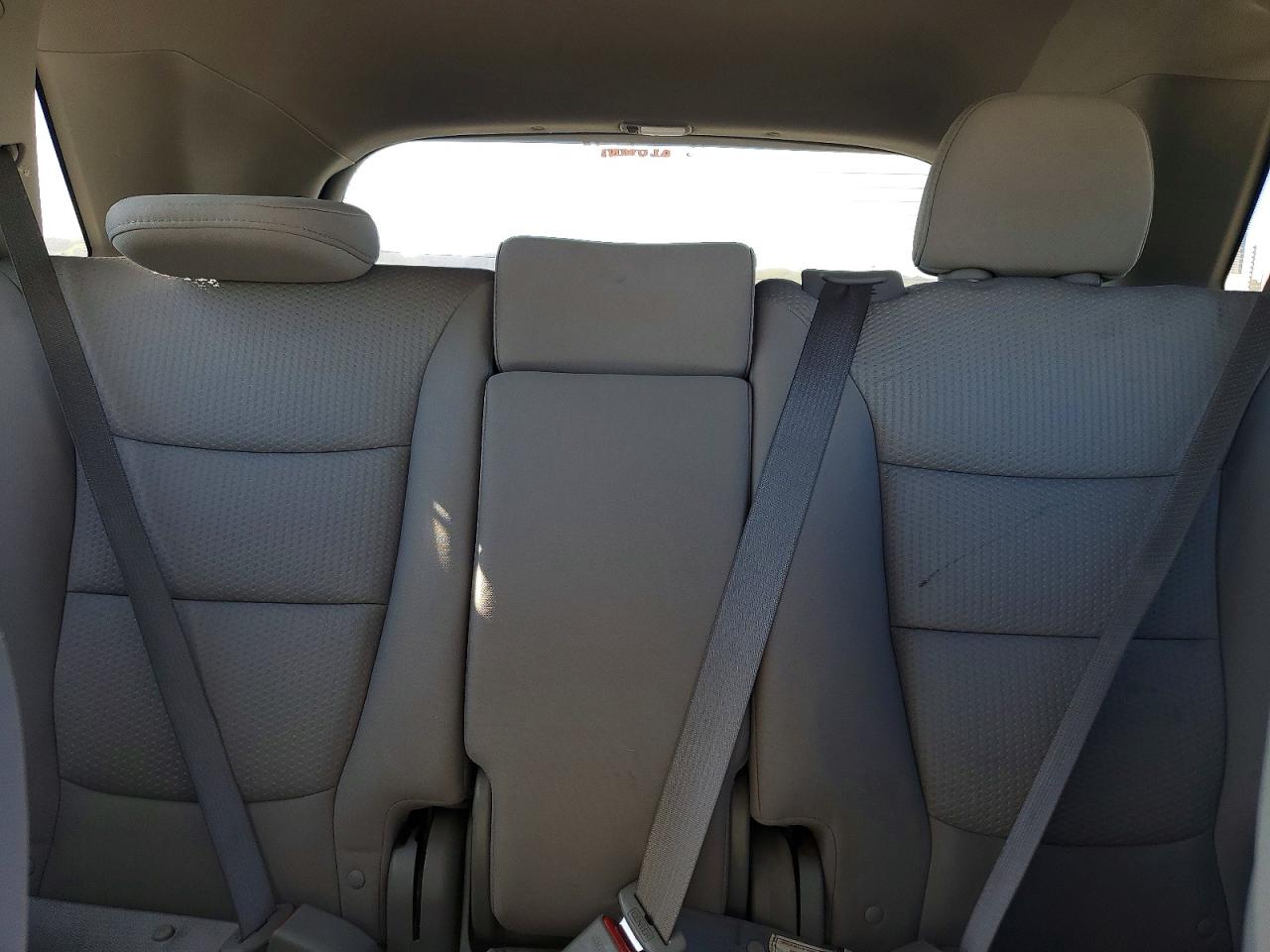 2012 KIA SORENTO BASE photo 10