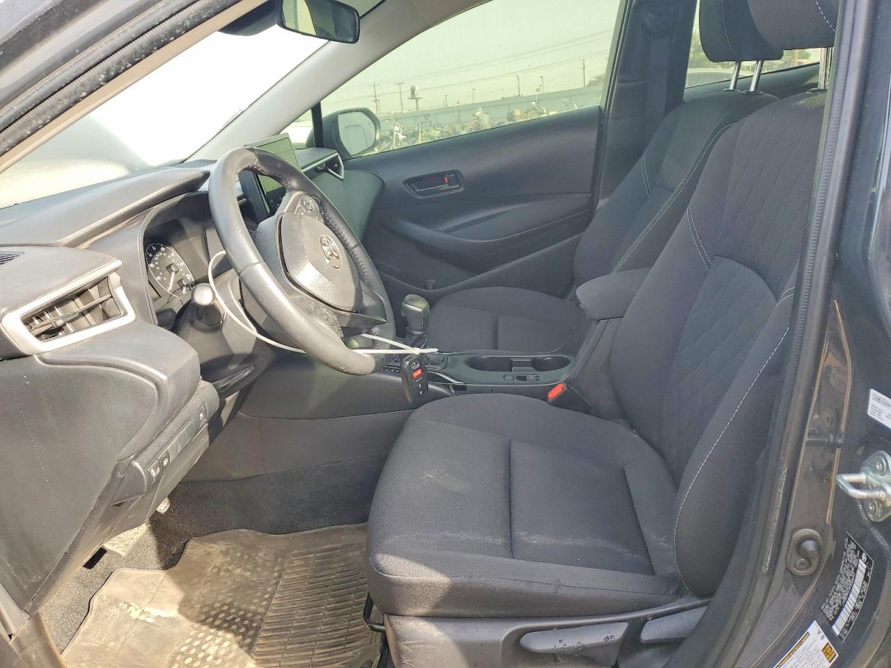2024 TOYOTA COROLLA photo 13