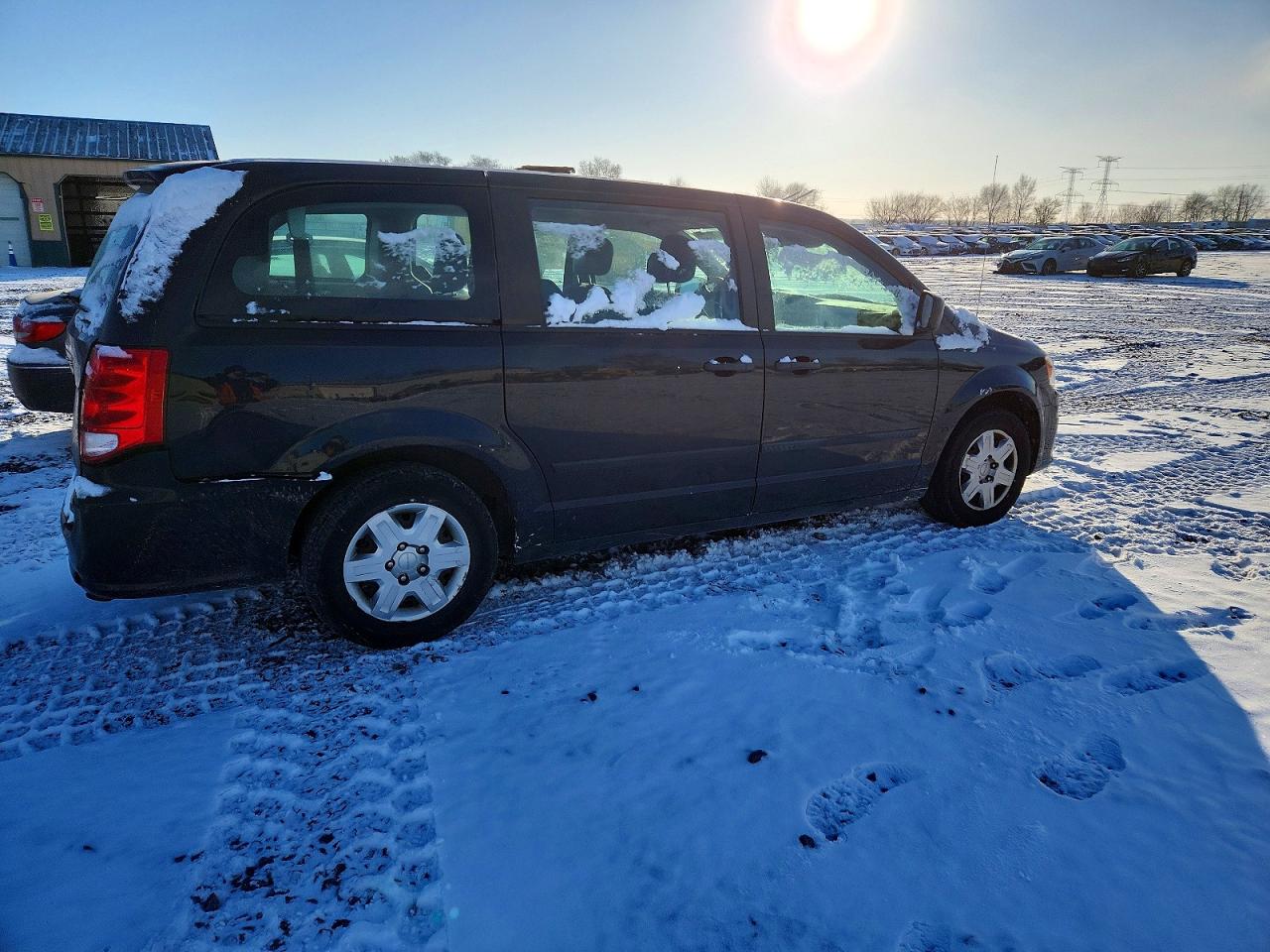 2013 DODGE GRAND CARAVAN SE photo 3
