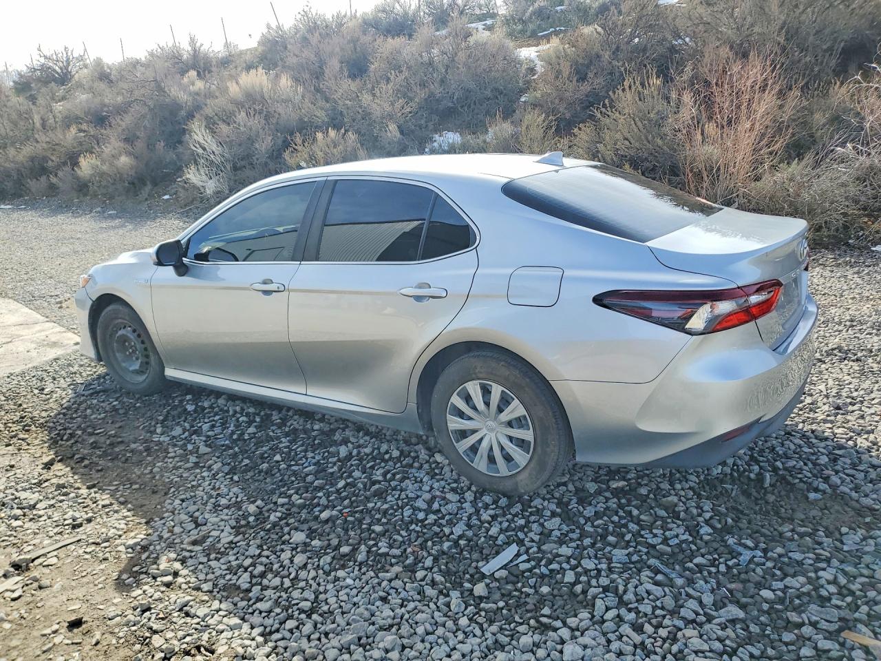 2021 TOYOTA CAMRY LE photo 5