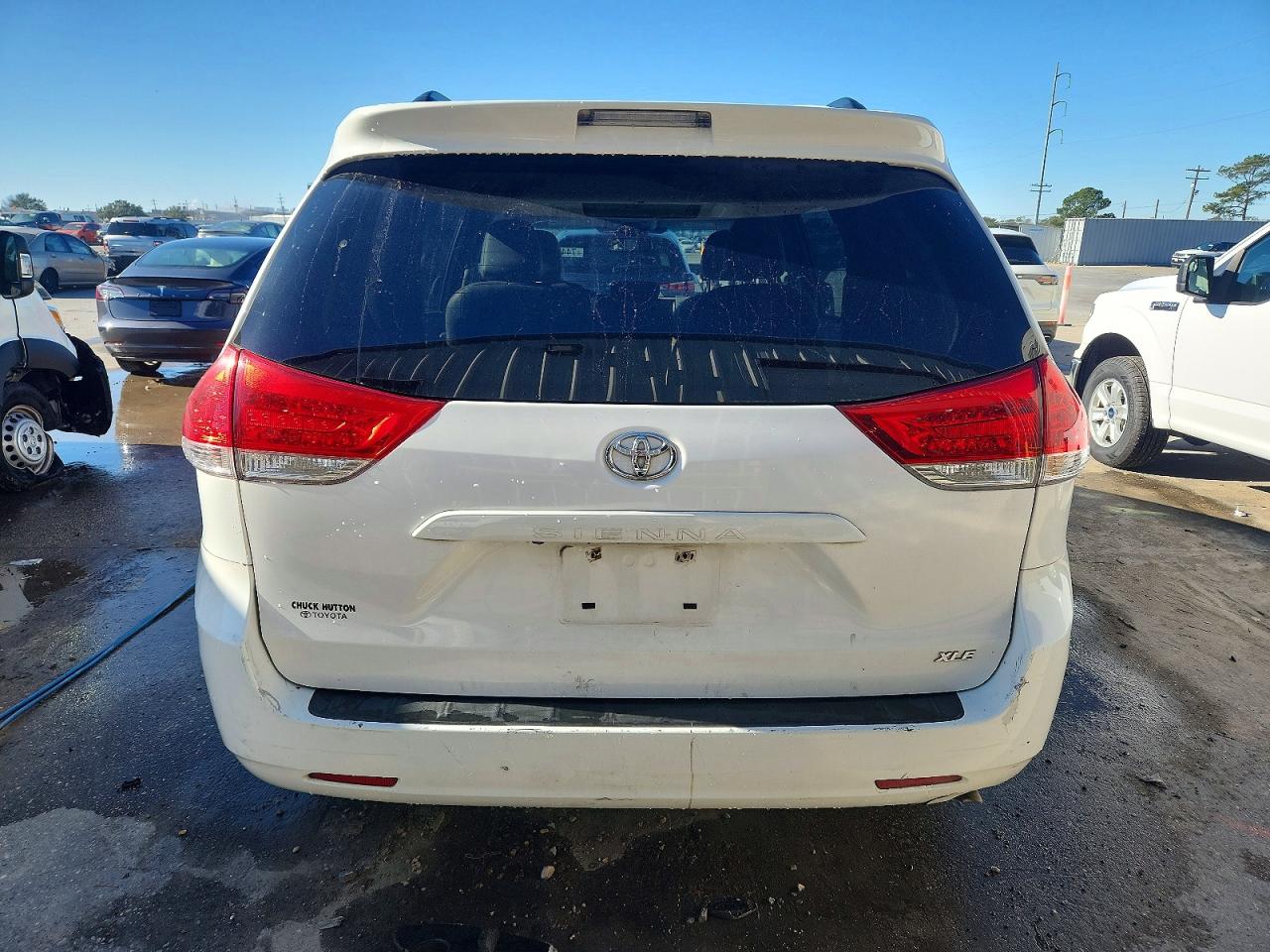 2014 TOYOTA SIENNA XLE 8-PASSENGER photo 6
