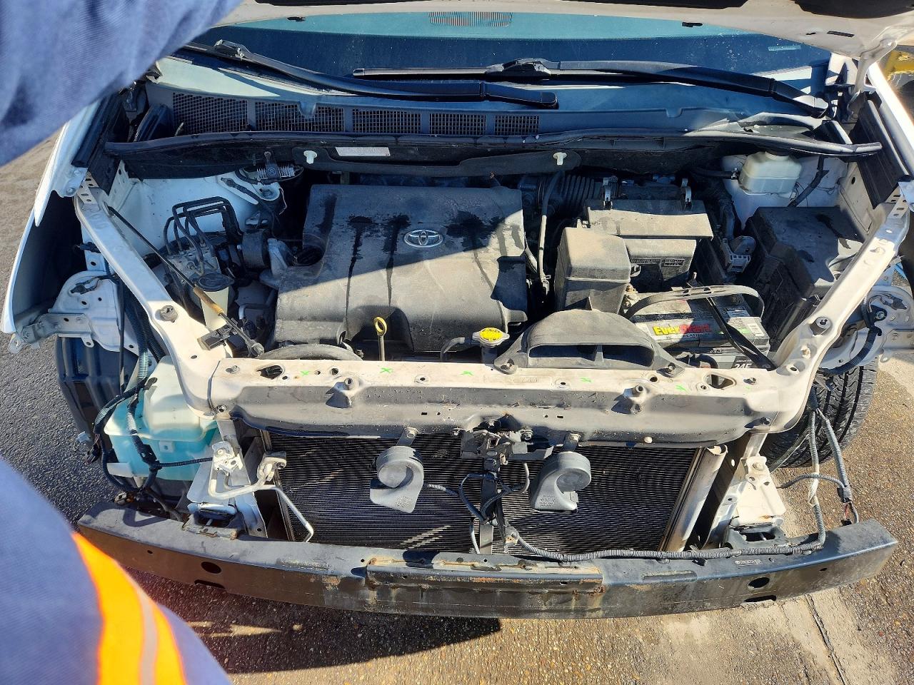2014 TOYOTA SIENNA XLE 8-PASSENGER photo 12