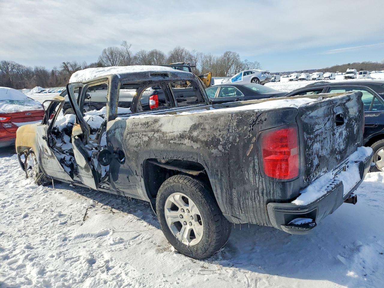 2018 CHEVROLET SILVERADO K1500 LT photo 4
