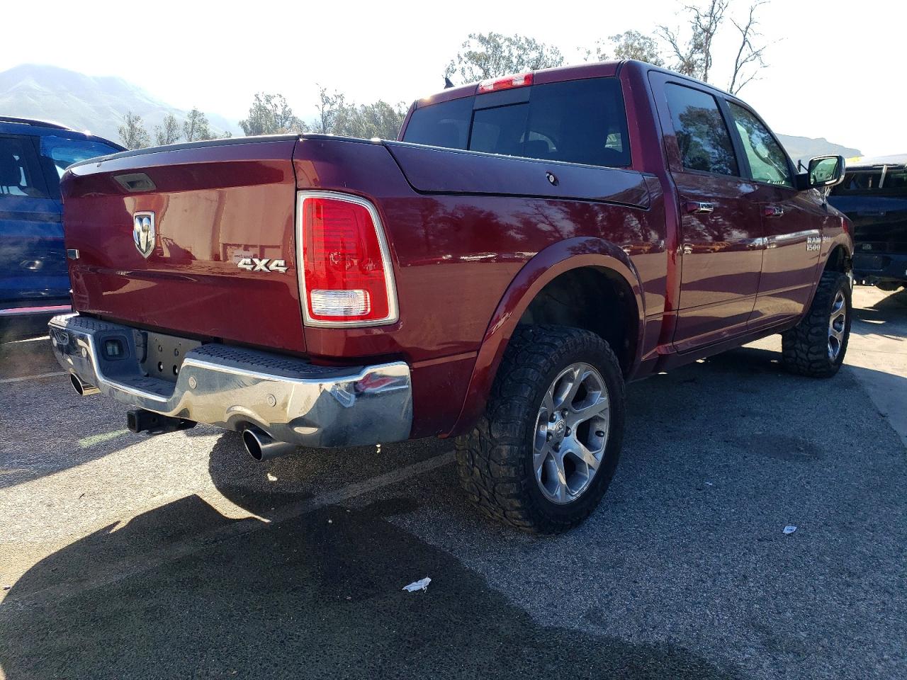 2017 RAM 1500 LARAMIE photo 5