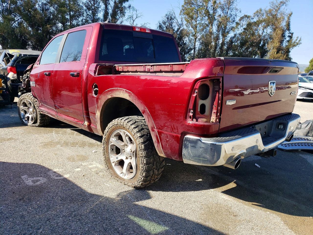 2017 RAM 1500 LARAMIE photo 3
