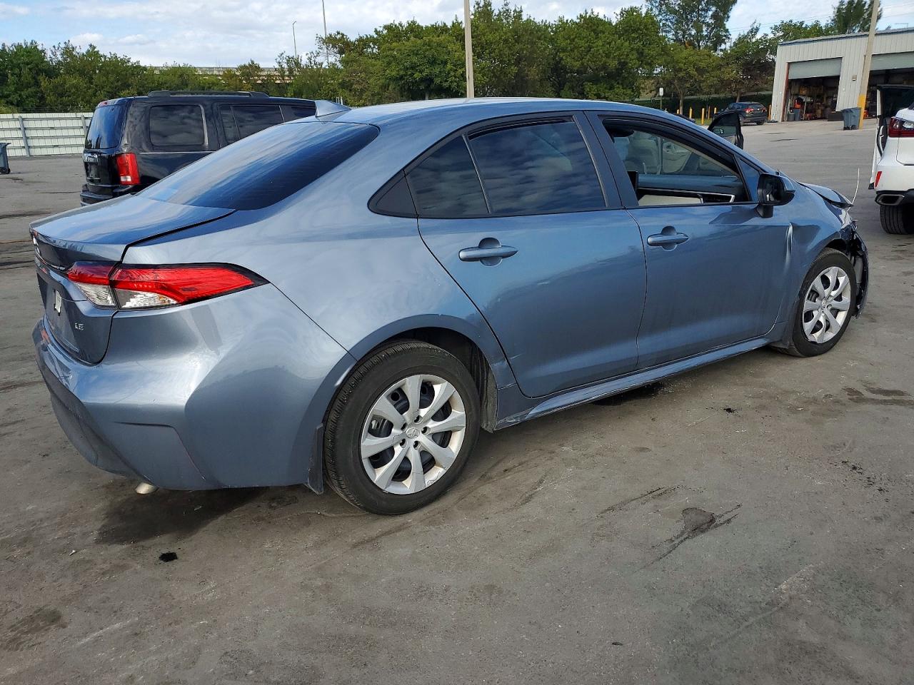 2025 TOYOTA COROLLA photo 5