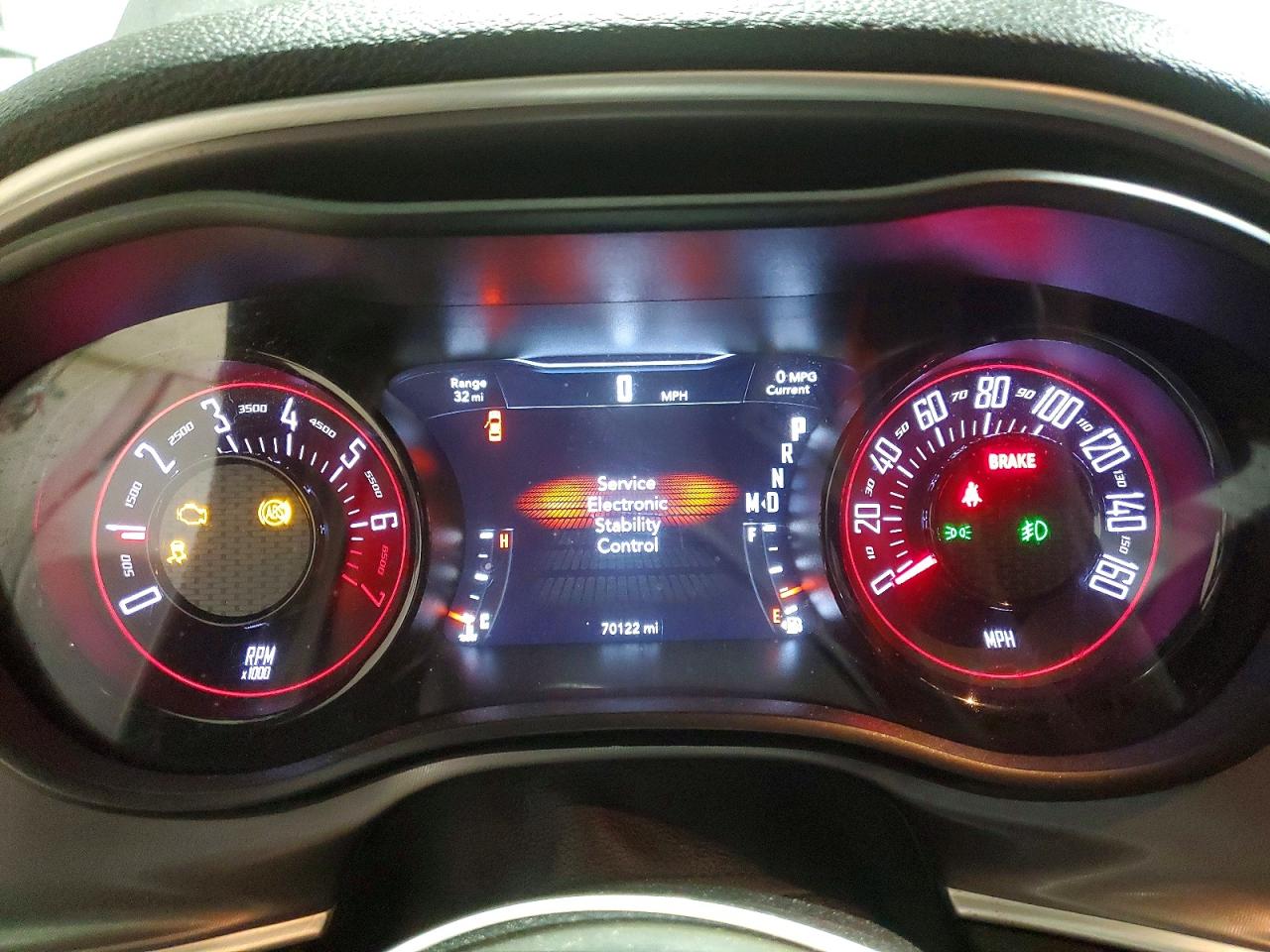 2022 DODGE CHALLENGER SXT photo 17