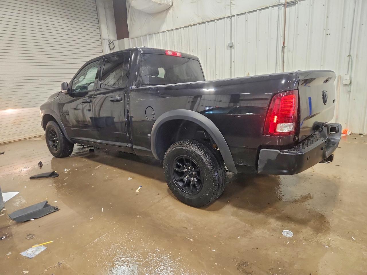 2023 RAM 1500 CLASSIC SLT photo 4