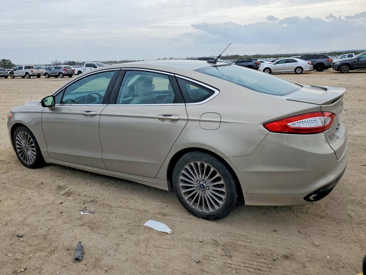 2016 FORD FUSION TITANIUM photo 3