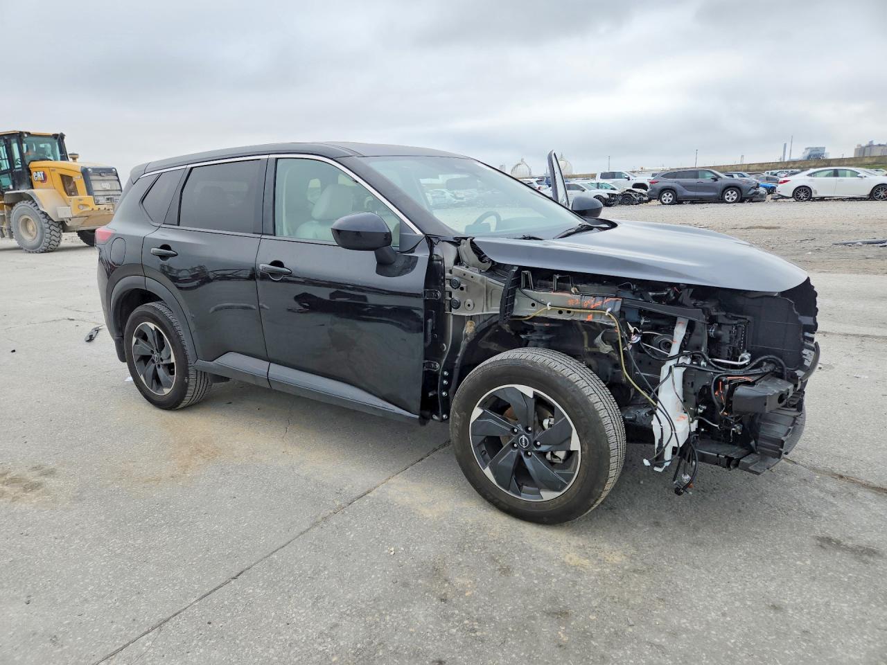 2024 NISSAN ROGUE SV photo 10