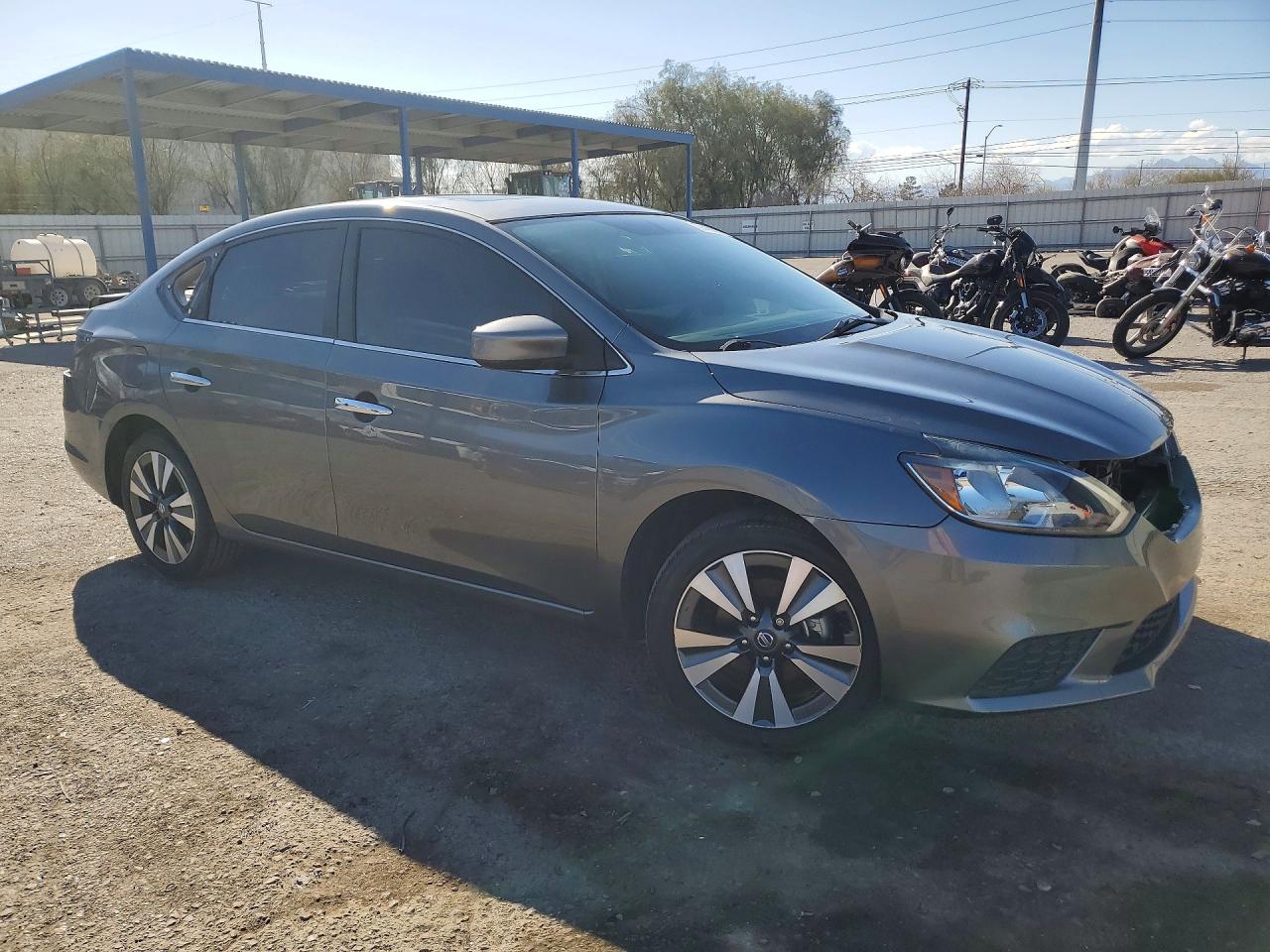 2019 NISSAN SENTRA S photo 4